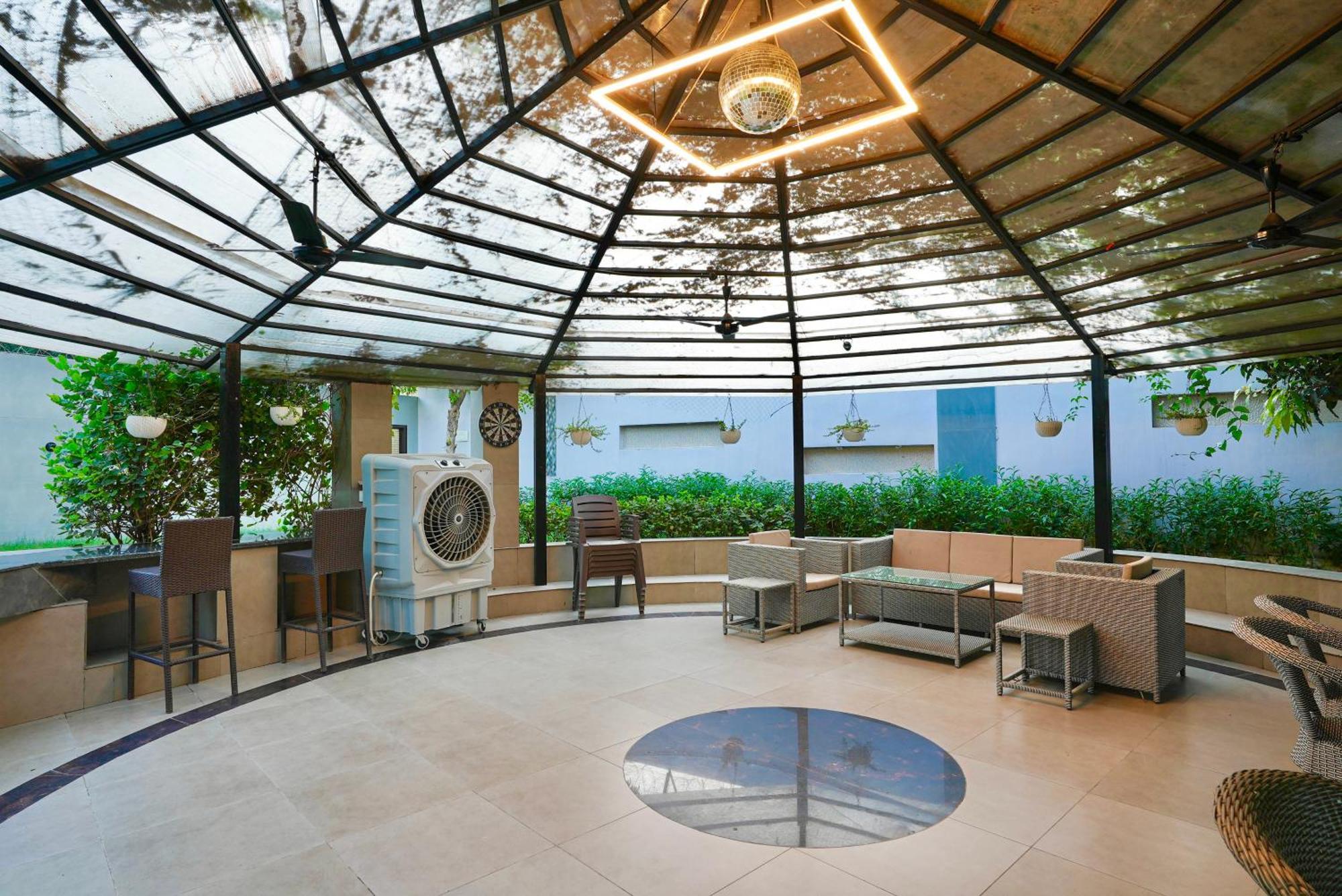 Farm The Retreat - With Private Pool Villa Manesar Bagian luar foto